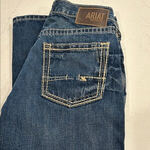 Ariat Men's Relaxed Fit Blue Jeans